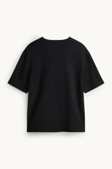 Men - T-shirt - black