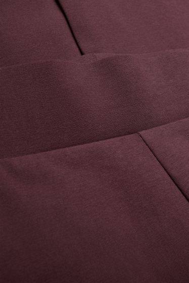 Femei - Straight leggings - bordo