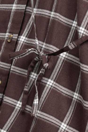 Dona - Brusa camisera - de quadres - marró