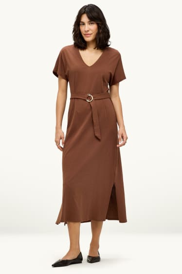 Dames - Fit & flare-jurk met V-hals en ceintuur - bruin