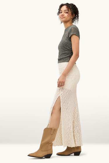 Women - Skirt with slit - textured - creme