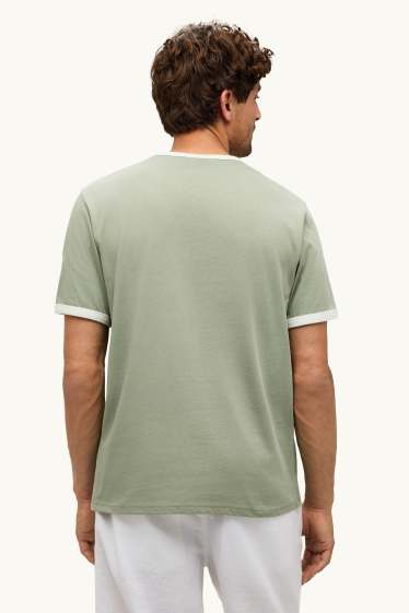 Heren - T-shirt - relaxed fit - lichtgroen