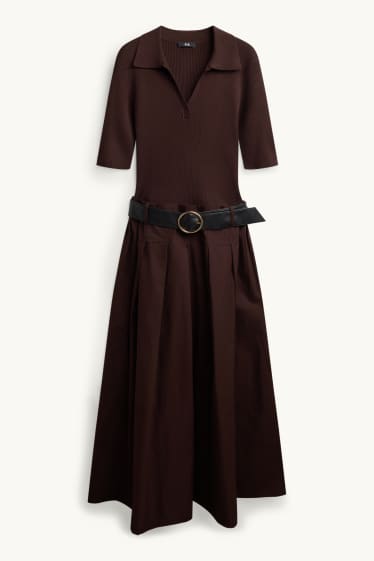 Damen - Fit & Flare Kleid mit Gürtel und V-Ausschnitt - dunkelbraun
