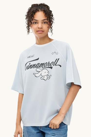 Damen - T-Shirt - Oversized - Cinnamoroll - hellblau