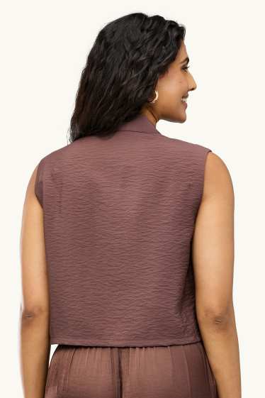 Donna - Gilet - tessuto tramato - marrone
