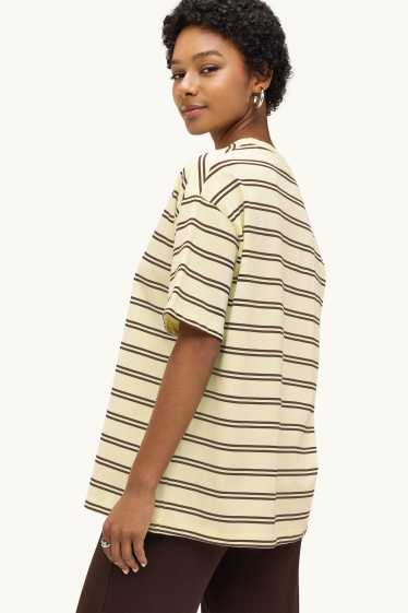 Dames - T-shirt - oversized - gestreept - bruin / crème wit