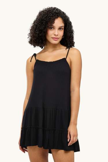 Femei - Rochie în A - reiată - negru