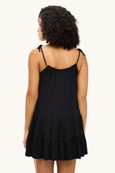 Femei - Rochie în A - reiată - negru