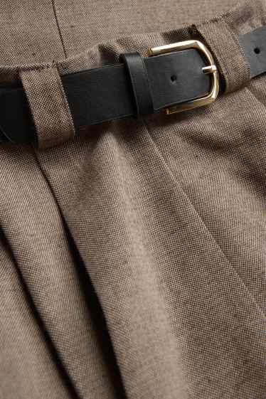 Dames - Plooirok met riem - taupe