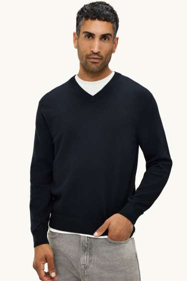 Herren - Pullover mit V-Ausschnitt - schwarz