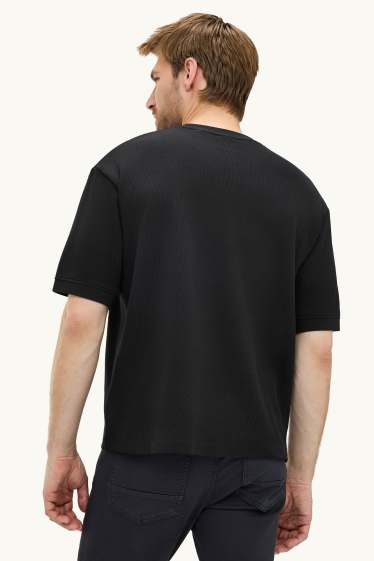 Herren - T-Shirt - Oversized - gerippt - schwarz