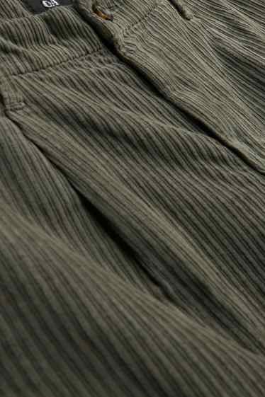 Home - Xinos de pana - tapered fit - verd fosc