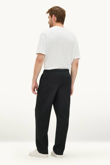 Men - Joggers - textured - black