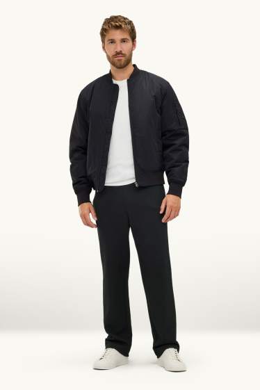 Men - Joggers - textured - black