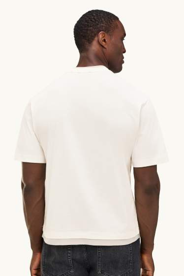 Hommes - T-shirt - regular fit - look 2-en-1 - blanc
