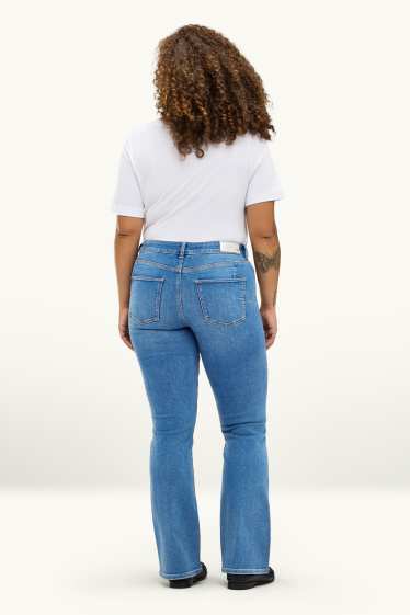 Damen - Bootcut Jeans - Mid Waist - Shaping-Jeans - LYCRA® - jeansblau