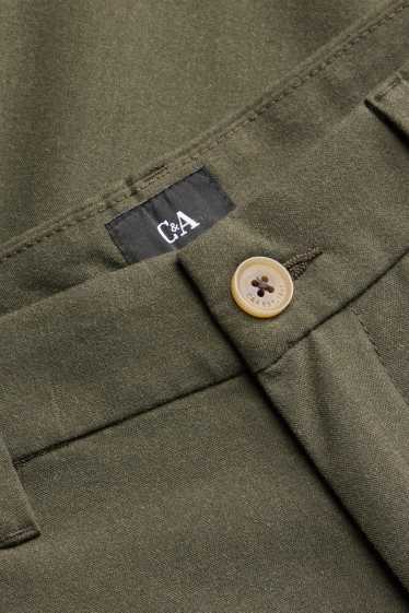 Herren - Chino - Tapered Fit - dunkelgrün