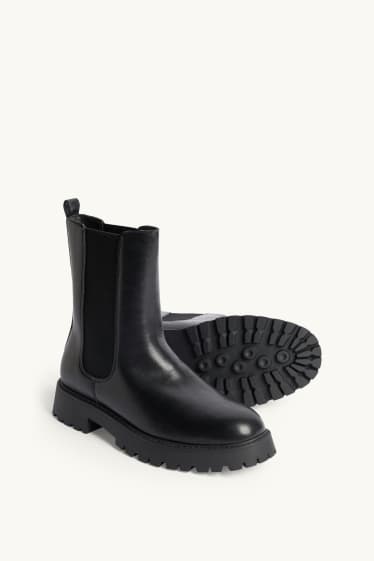 Women - Chelsea boots - faux leather - black