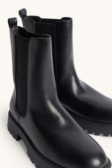 Women - Chelsea boots - faux leather - black