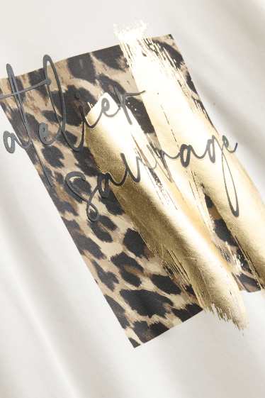 Femei - Tricou cu mânecă lungă - regular fit - imprimeu de leopard - aspect lucios - alb / auriu