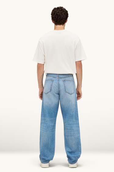 Home - Relaxed Jeans - texà blau clar