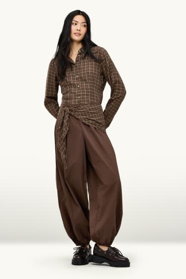 Dona - Pantalons orientals - mid waist - camal Balloon - estil 2 en 1 - marró