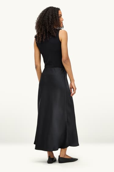 Mujer - Falda de raso - negro