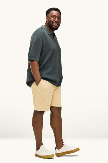 Herren - Shorts - gelb