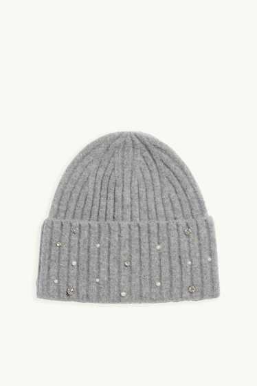 Dames - Muts met strass-steentjes en parels - geribd - lichtgrijs