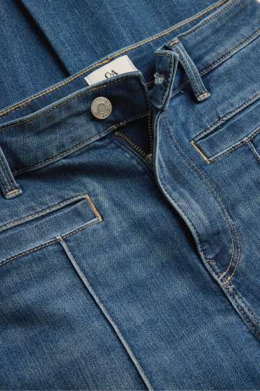 Femei - Bootcut jeans - talie medie - denim-albastru