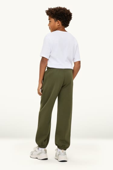 Děti - chlapci - Teplákové kalhoty - khaki