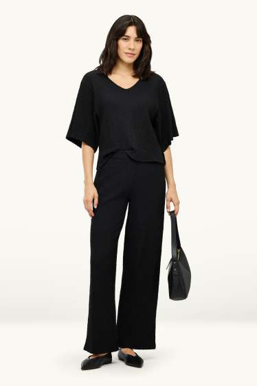 Damen - Stoffhose - Mid Waist - Straight Fit - strukturiert - schwarz