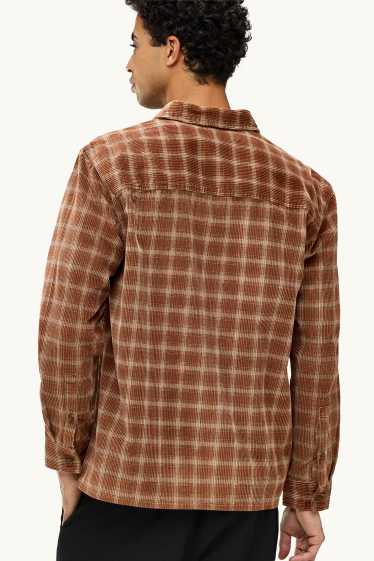 Hommes - Chemise en velours côtelé - relaxed fit - col kent - à carreaux - marron / beige