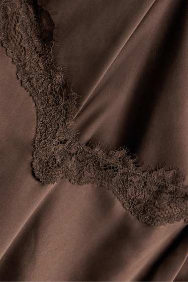 Femmes - Pyjashort en satin - marron