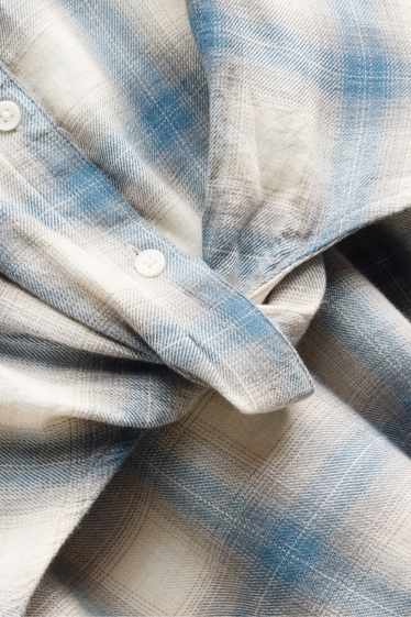 Dames - Overhemdblouse - geruit - blauw / wit