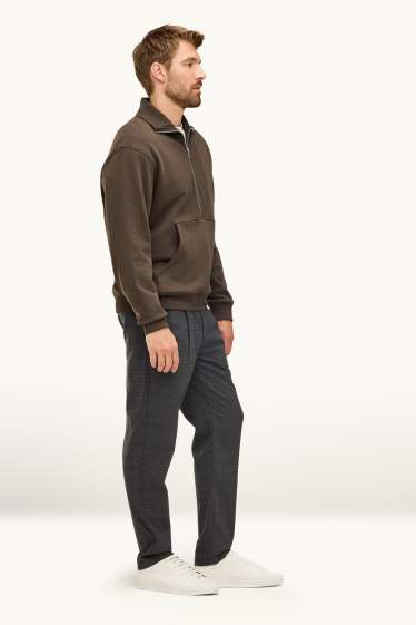 Bărbați - Chino - tapered fit - în carouri - gri închis