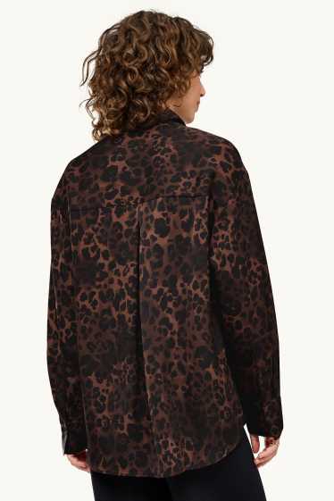 Donna - Camicetta - stampa leopardata - marrone scuro
