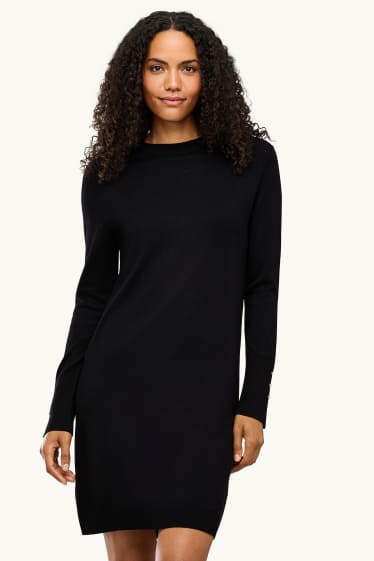 Femei - Rochie din tricot - straight fit - negru