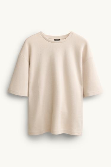 Men - T-shirt - oversized - textured - light beige