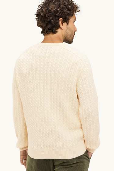 Herren - Pullover - Zopfmuster - cremeweiss