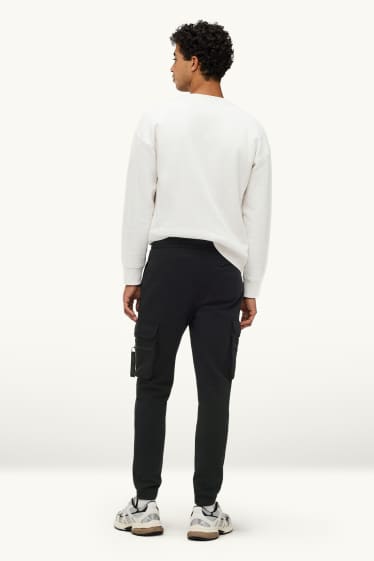 Bărbați - Pantaloni de trening cargo - negru