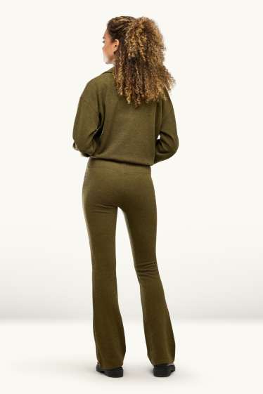 Femei - Pantaloni de trening din tricot fin - verde