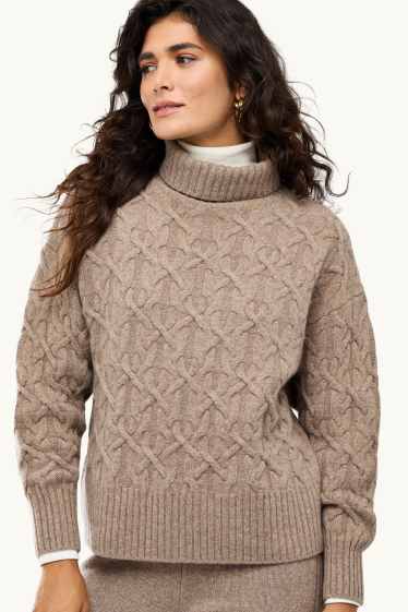 Femmes - Pull à col roulé en cachemire mélangé - laine mélangée - beige