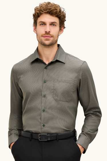 Hommes - Chemise de bureau - regular fit - col kent - sans repassage - texturée - vert