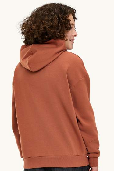 Kinderen: jongens - Luipaard - hoodie - roestbruin