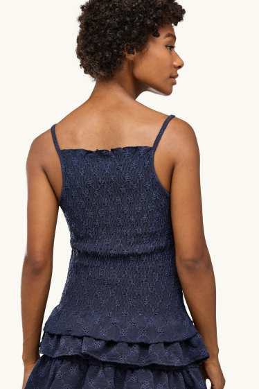 Damen - Top - gesmokt - Broderie Anglaise - dunkelblau