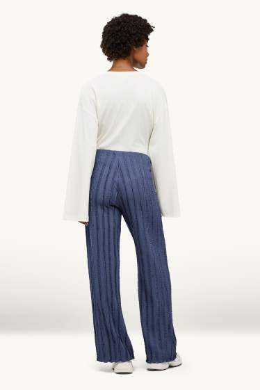 Femmes - Pantalon en jersey - mid waist - wide leg - finition texturée - bleu