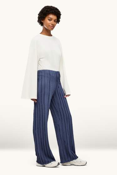 Femmes - Pantalon en jersey - mid waist - wide leg - finition texturée - bleu