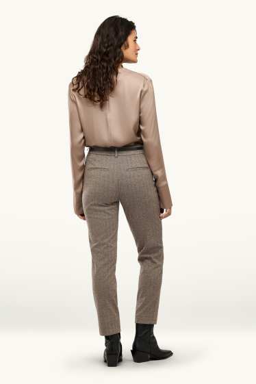 Women - Cloth trousers with belt - mid-rise waist - tapered fit - patterned - brown