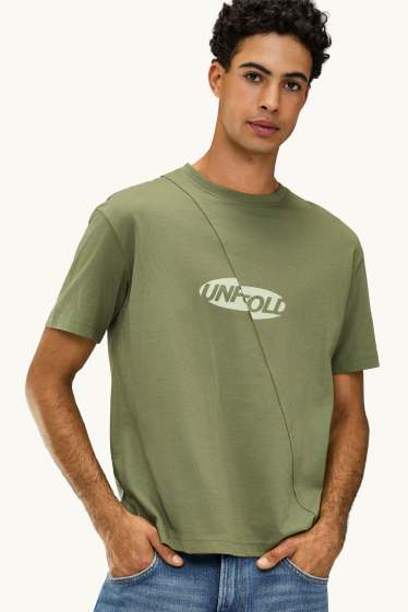 Men - T-shirt - relaxed fit - green